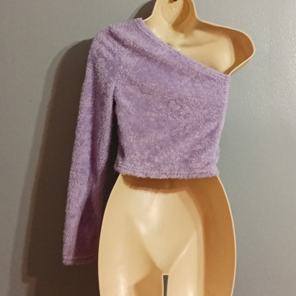 Purple soft one cold shoulder blouse - Picture 16 of 17
